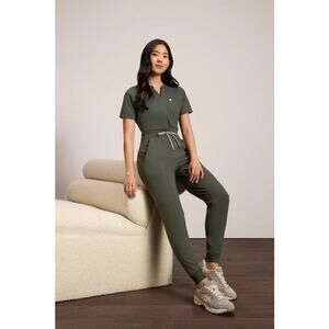 Fabletics Empower Stretchtech Scrub Jumpsuit Womens Small Green Medical